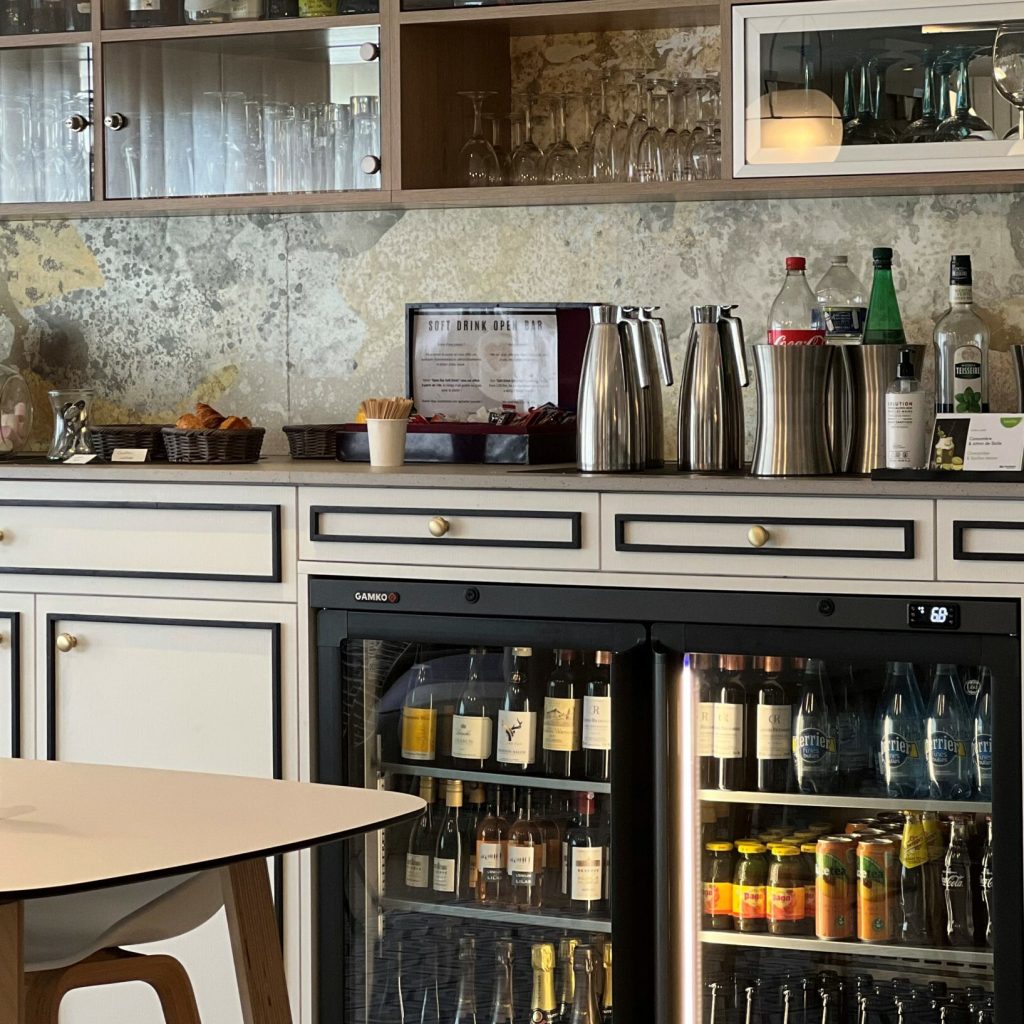 Accueil - 4 HONESTY BAR